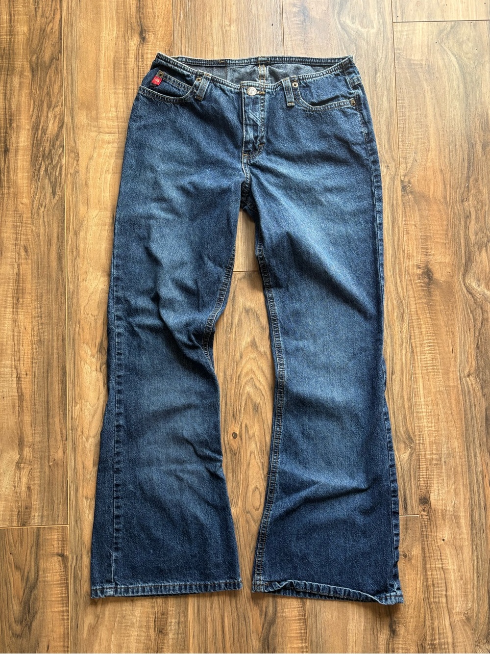 VTG Y2K Mudd Low Rise Flare Jeans Medium Wash 28" Waist. Women’s 4/6
